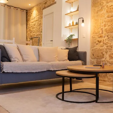 Apartment Le Nid Du Clocher Belvès